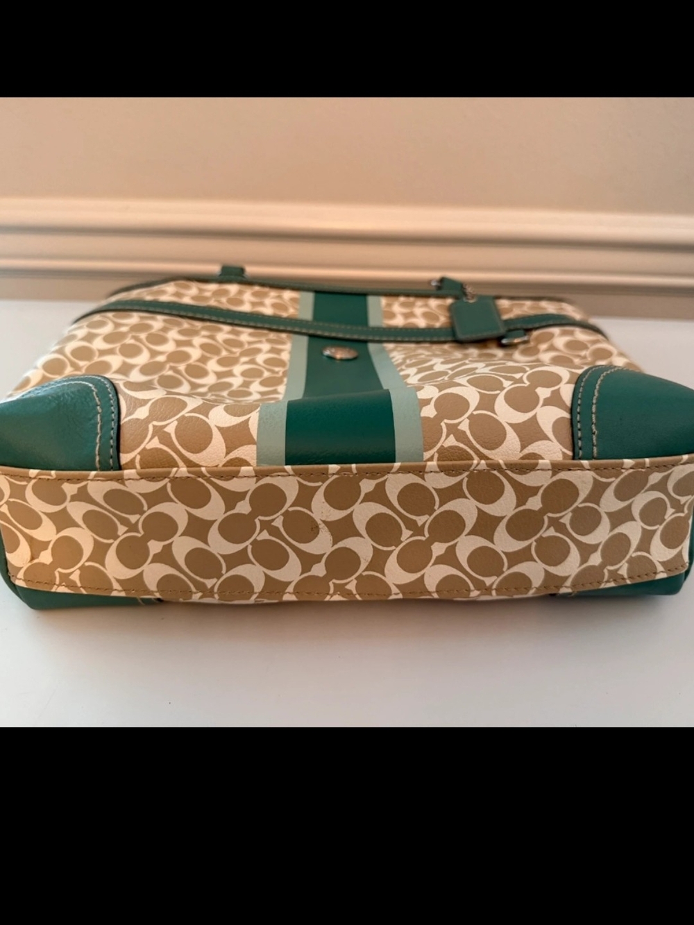 Coach Chelsea Heritage Signature Tote with Coach Dust Bag - Picture 3 of 7